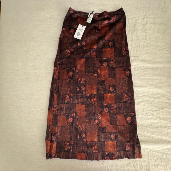 NWT We Wore What Velvet Bikini Set in Saddle - Picture 10 of 11